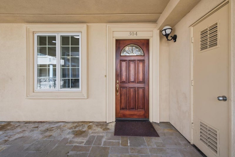 153 North N San Mateo Drive 304