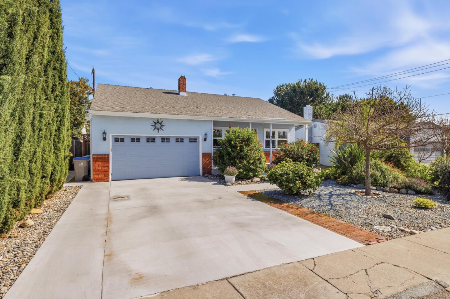 706 Linda Vista Street