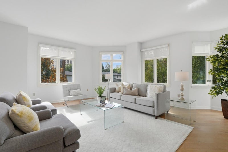 10 CRYSTAL SPRINGS Road 1206