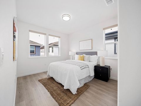 Tiny photo for 2149 Pastoral Loop, SAN JOSE, CA 95122 (MLS # ML82028473)