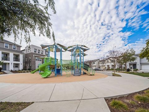 Tiny photo for 2149 Pastoral Loop, SAN JOSE, CA 95122 (MLS # ML82028473)