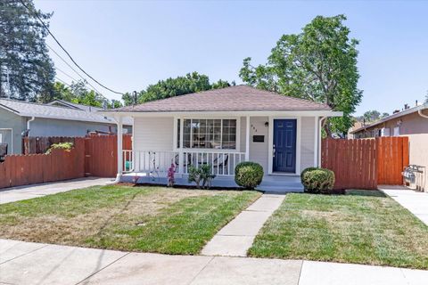Tiny photo for 444 Fuller Avenue, SAN JOSE, CA 95125 (MLS # ML82050055)