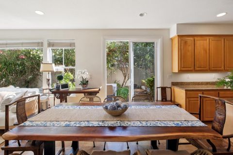 Tiny photo for 2009 Gossamer Avenue, Redwood Shores, CA 94065 (MLS # ML82025169)