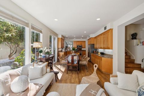 Tiny photo for 2009 Gossamer Avenue, Redwood Shores, CA 94065 (MLS # ML82025169)