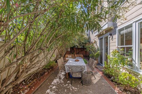 Tiny photo for 2009 Gossamer Avenue, Redwood Shores, CA 94065 (MLS # ML82025169)