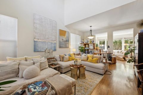 Tiny photo for 2009 Gossamer Avenue, Redwood Shores, CA 94065 (MLS # ML82025169)