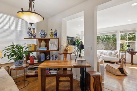 Tiny photo for 2009 Gossamer Avenue, Redwood Shores, CA 94065 (MLS # ML82025169)