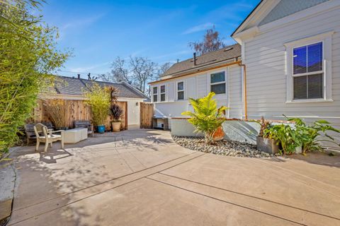 Tiny photo for 194 4th Street, Gilroy, CA 95020 (MLS # ML82034370)