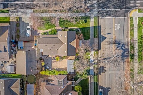 Tiny photo for 194 4th Street, Gilroy, CA 95020 (MLS # ML82034370)