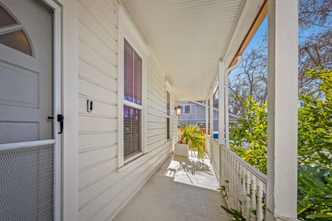 Tiny photo for 194 4th Street, Gilroy, CA 95020 (MLS # ML82034370)