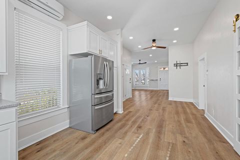 Tiny photo for 194 4th Street, Gilroy, CA 95020 (MLS # ML82034370)