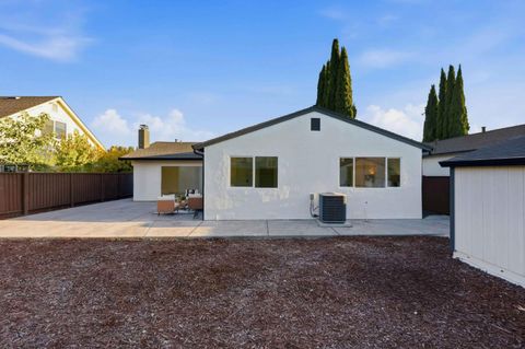 Tiny photo for 1485 Meadow Glen Way, SAN JOSE, CA 95121 (MLS # ML82029345)