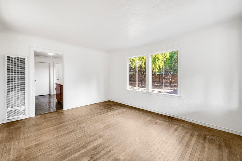1210 Ridley Avenue