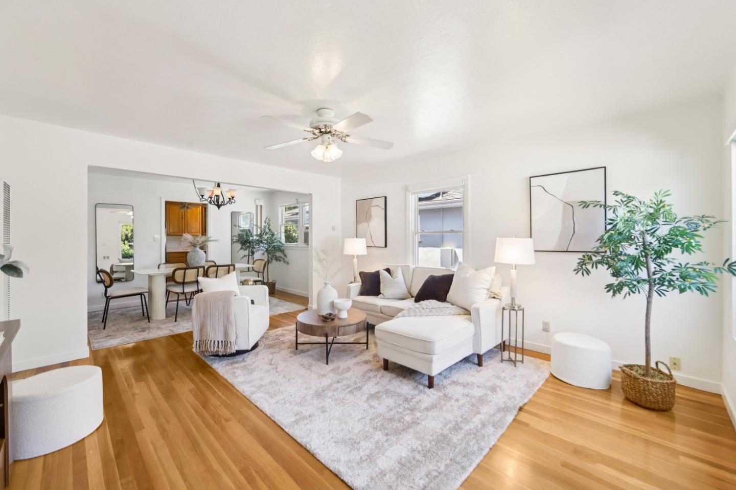 383 South Bayview Avenue