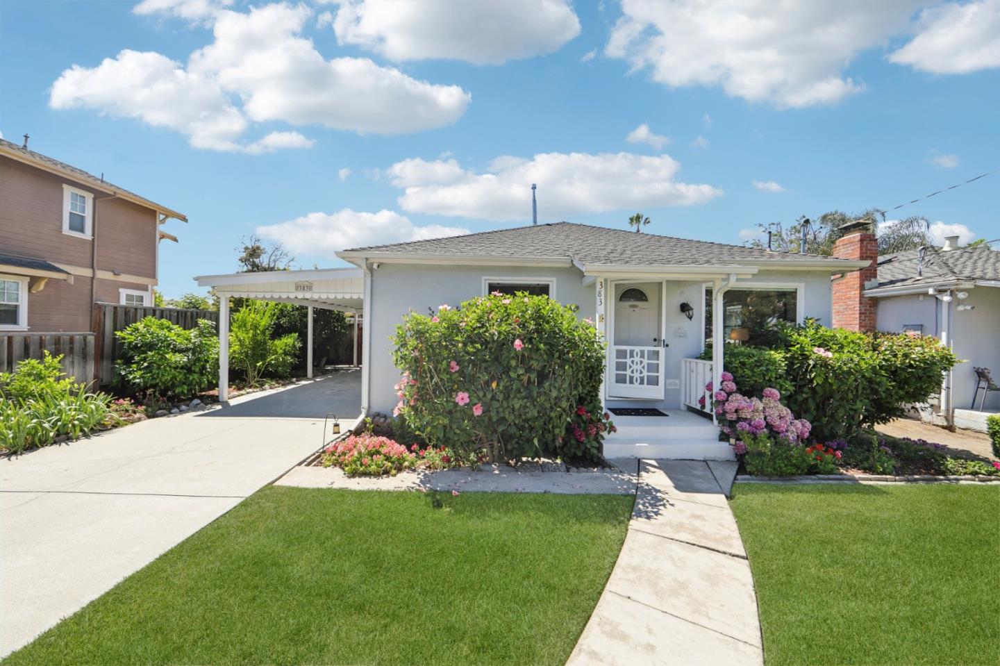 383 South Bayview Avenue
