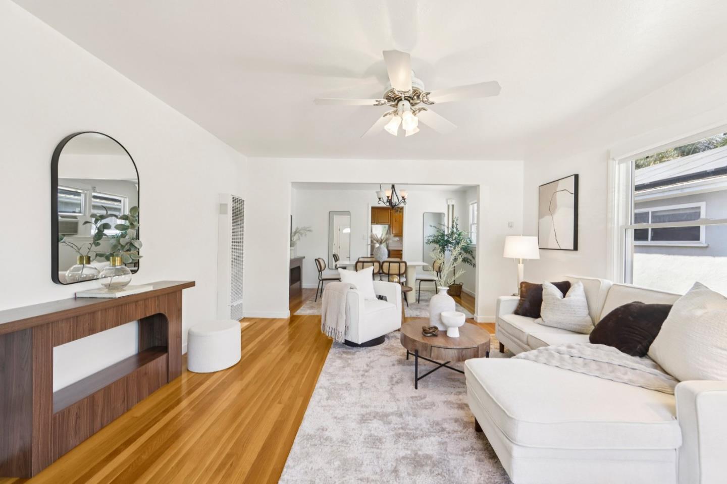 383 South Bayview Avenue