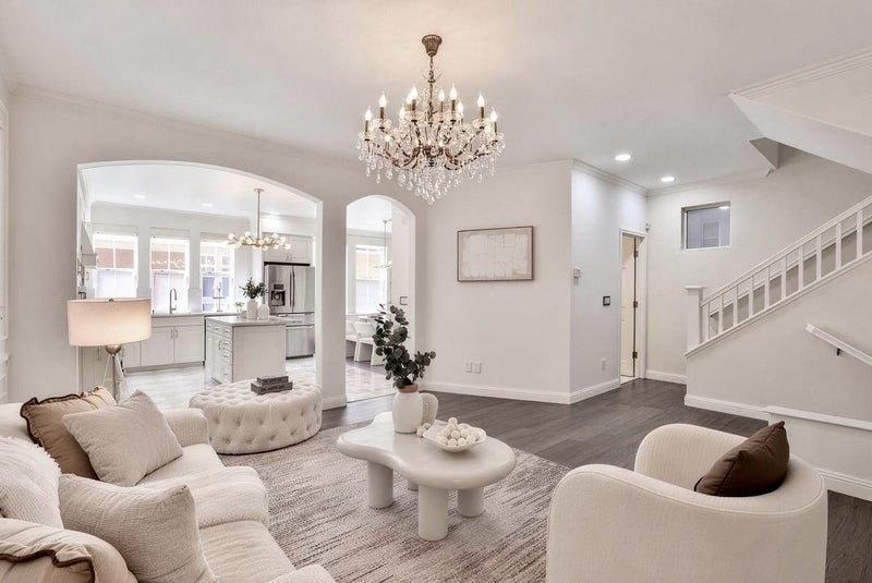 3072 Mary Helen Lane
