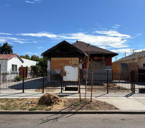 Tiny photo for 1094 S 2nd Street, San Jose, CA 95112 (MLS # ML82054867)