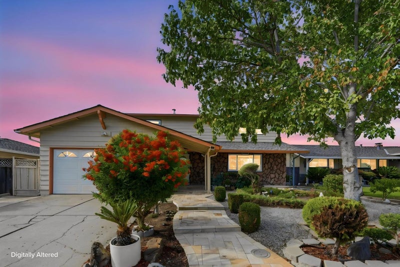 1615 Everglades Drive