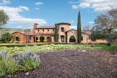 Photo of 12220 Heritage Way, GILROY, CA 95020 (MLS # ML82035298)