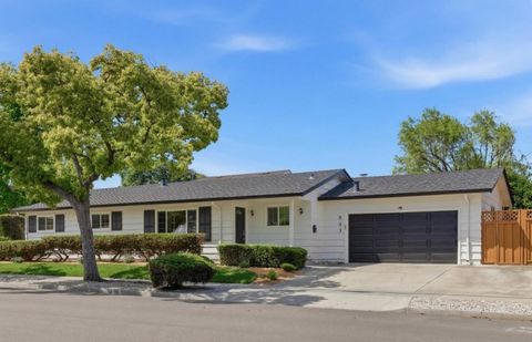 843 Hibiscus Lane SAN JOSE CA 95117
