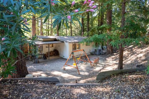Photo of 1025 Elsie Mae Drive, BOULDER CREEK, CA 95006 (MLS # ML82017925)
