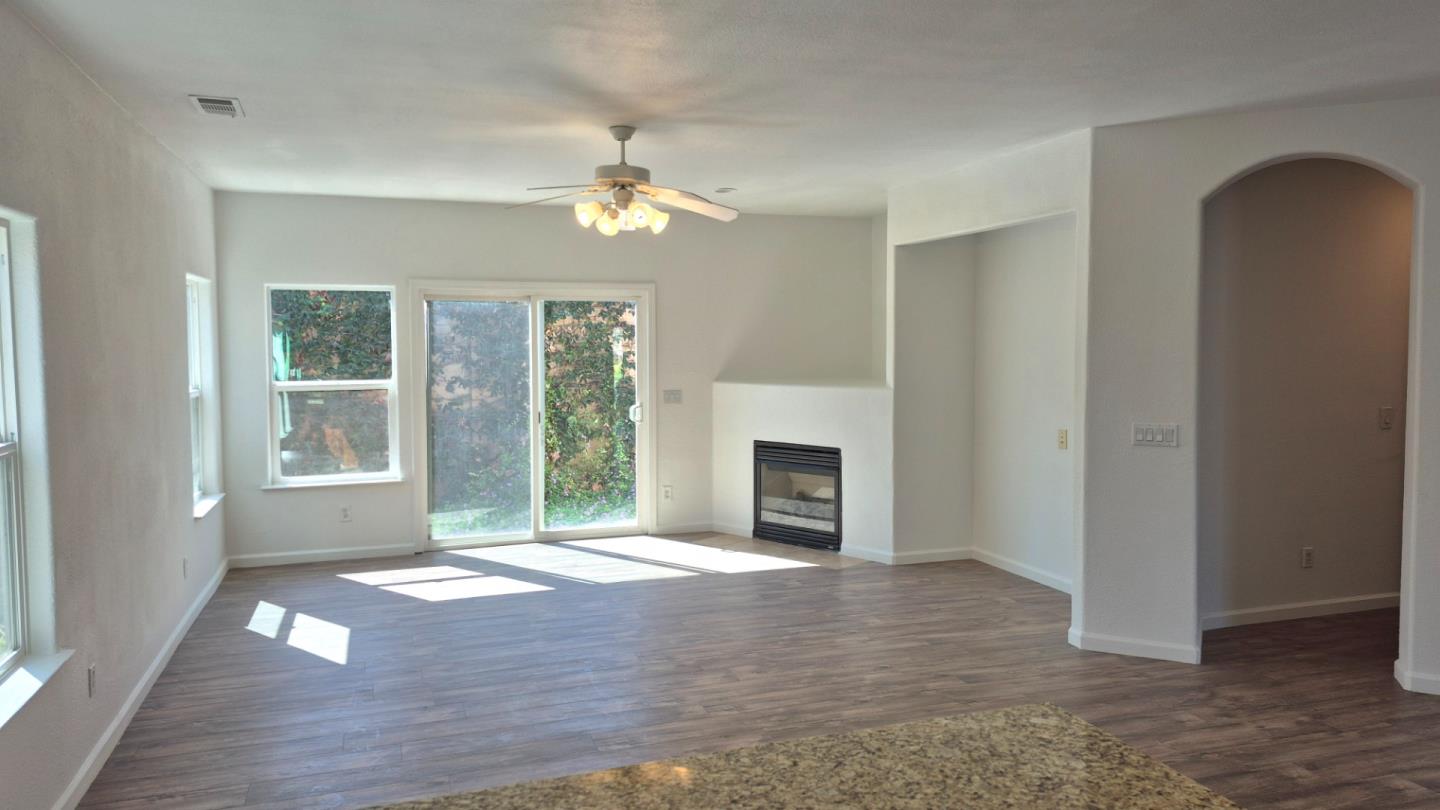 2913 Las Flores Circle