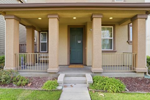 Tiny photo for 257 Rayos Del Sol Drive, San Jose, CA 95116 (MLS # ML82036884)