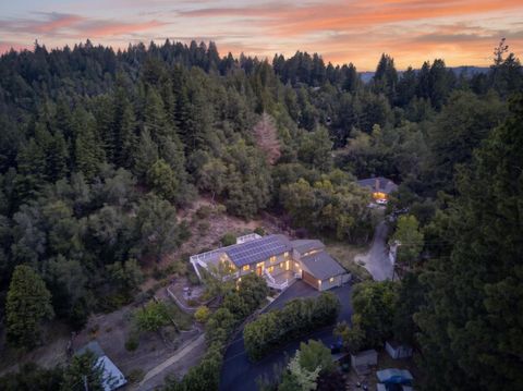 Photo of 780 Elsie Mae Drive, Boulder Creek, CA 95006 (MLS # ML82045983)
