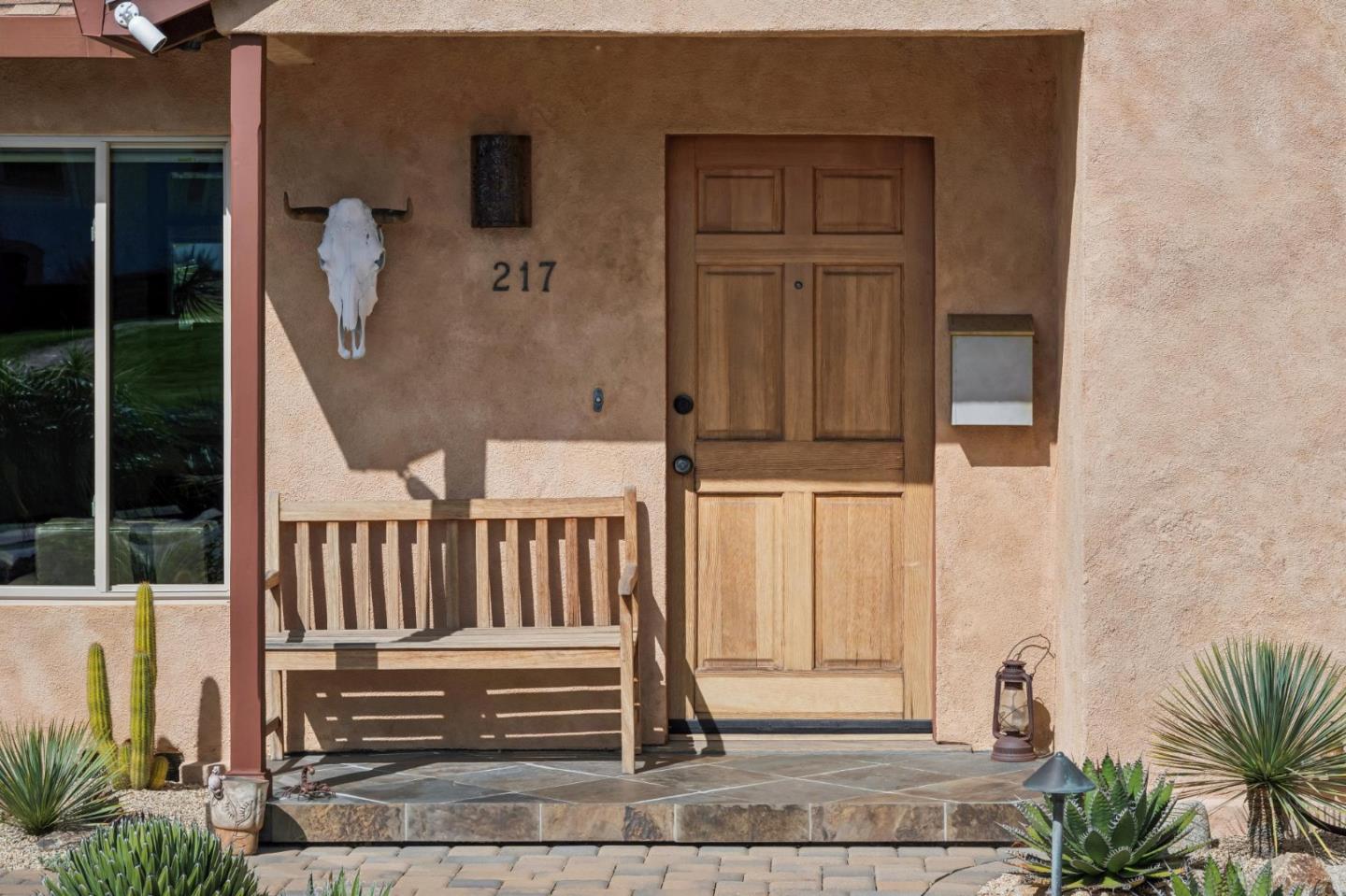 217 Edinburgh Avenue