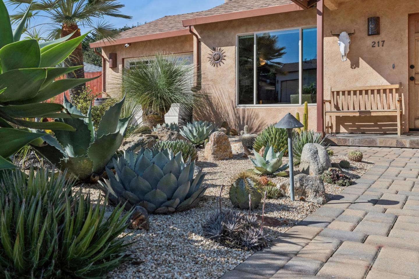 217 Edinburgh Avenue