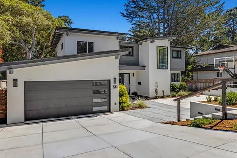 541 Dry Creek Road, Monterey, CA 93940 - MLS#: ML82005722