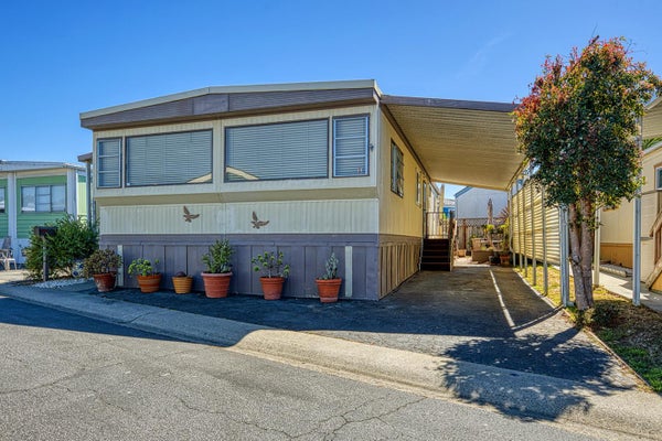 1040 38TH AVE, SANTA CRUZ, CA 95062 - Image c1f079d4e22994a990ba3017ae3d093d/202825543