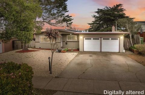 Photo of 273 Cosky Drive, MARINA, CA 93933 (MLS # ML82041586)