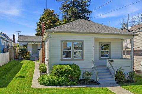 338 Garretson Avenue RODEO CA 94572