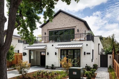160 Waverley Street PALO ALTO CA 94301