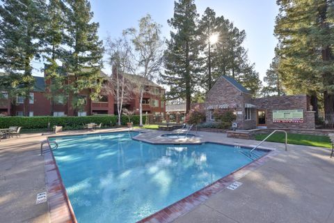 Tiny photo for 880 Catkin Court, SAN JOSE, CA 95128 (MLS # ML82037241)