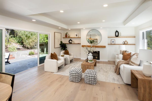 220 CANYON DR, PORTOLA VALLEY, CA 94028 - Image c2d010f852d89f92f7b6a93088b2d3cc/2999525977