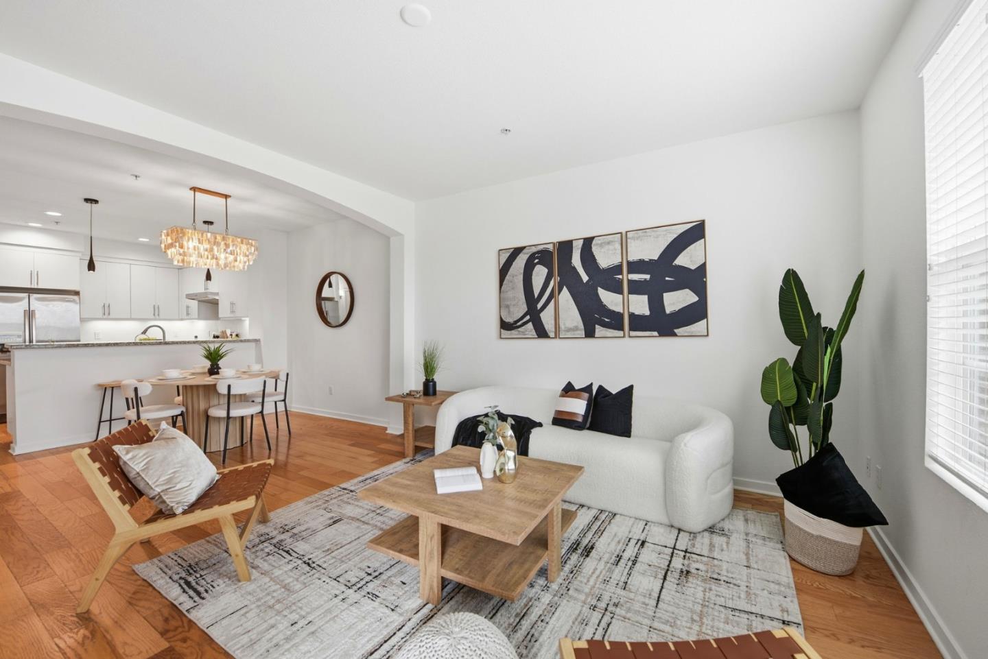 4463 Hyde Common 116