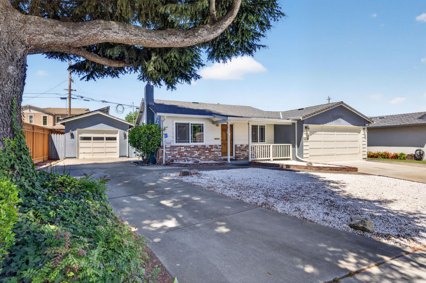 8431 Wayland Lane