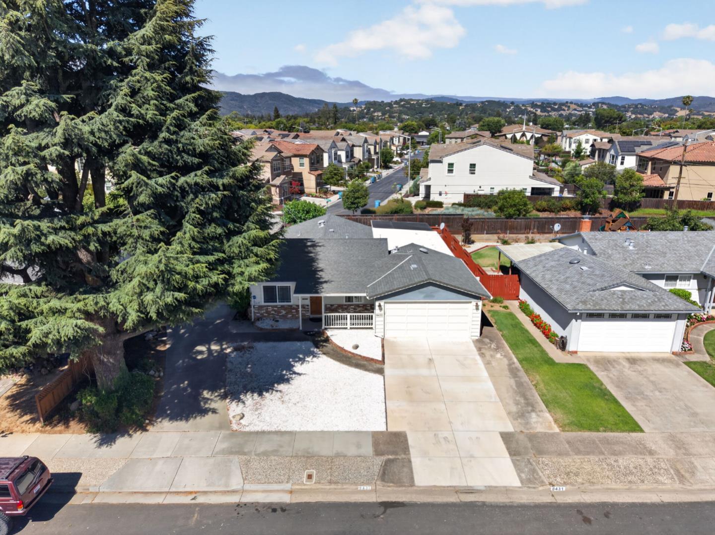 8431 Wayland Lane