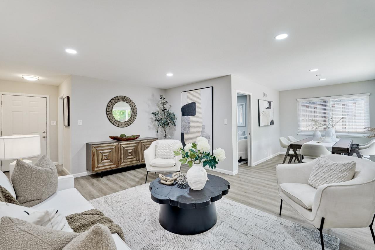 7593 Normandy Way