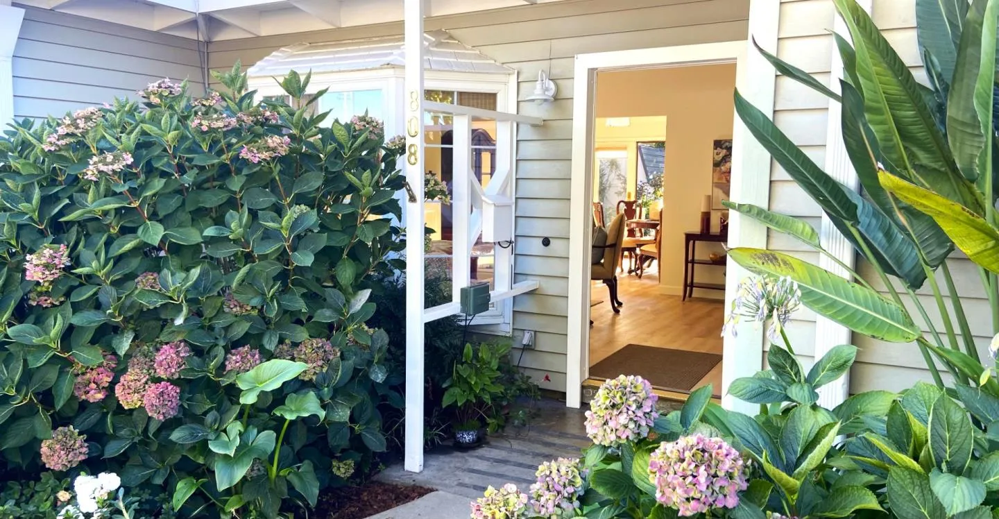 San Mateo, California 94401, United States, 3 Bedrooms Bedrooms, ,2 BathroomsBathrooms,Residential,Active,215660