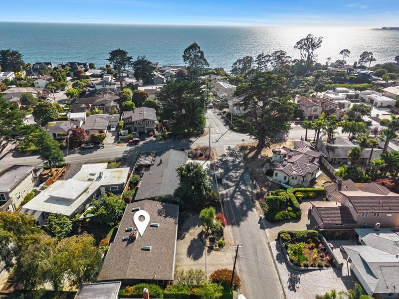 505 Bayview Drive