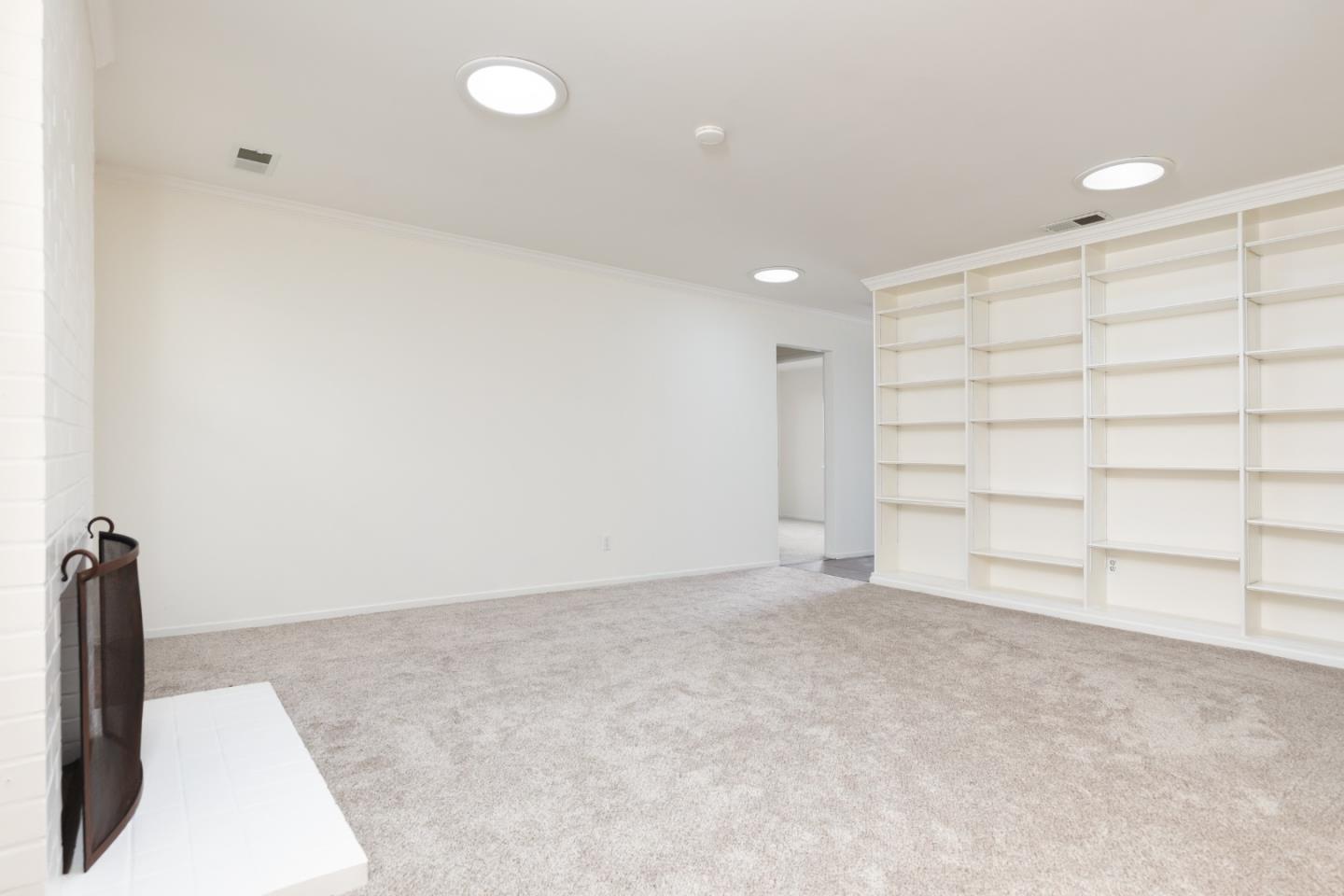 835 Cynthia Drive