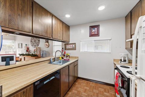 Tiny photo for 552 Walnut Street, SAN CARLOS, CA 94070 (MLS # ML82031213)