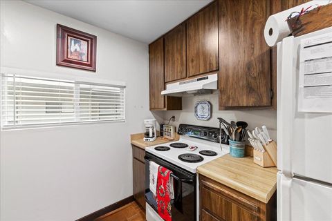 Tiny photo for 552 Walnut Street, SAN CARLOS, CA 94070 (MLS # ML82031213)