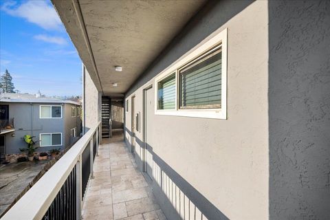 Tiny photo for 552 Walnut Street, SAN CARLOS, CA 94070 (MLS # ML82031213)