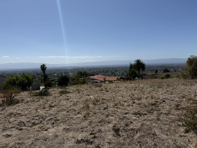 15221 Camelot Drive