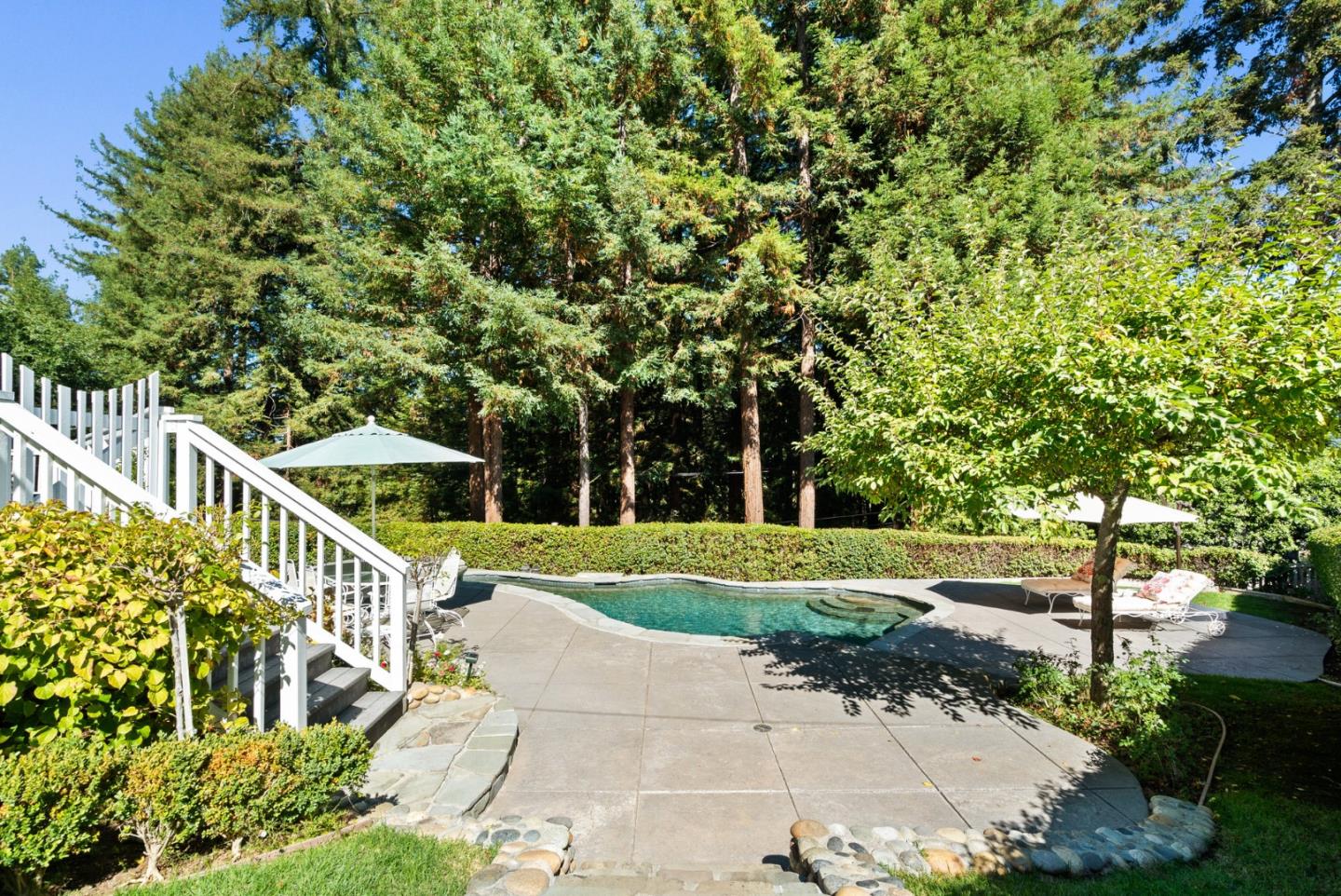 560 Hacienda Drive